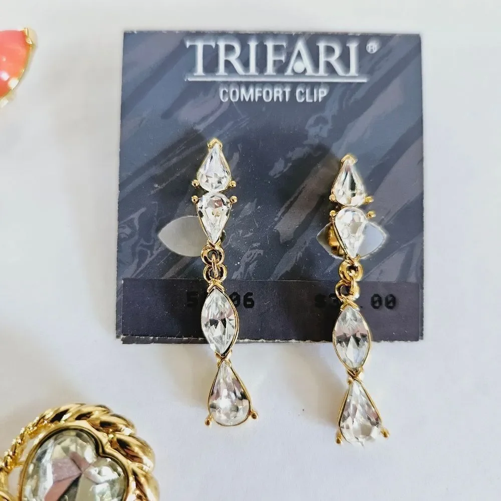 Lot 3 Trifari Signed Rhinestone Lucite Cabochon Floral Heart Earrings Brooches